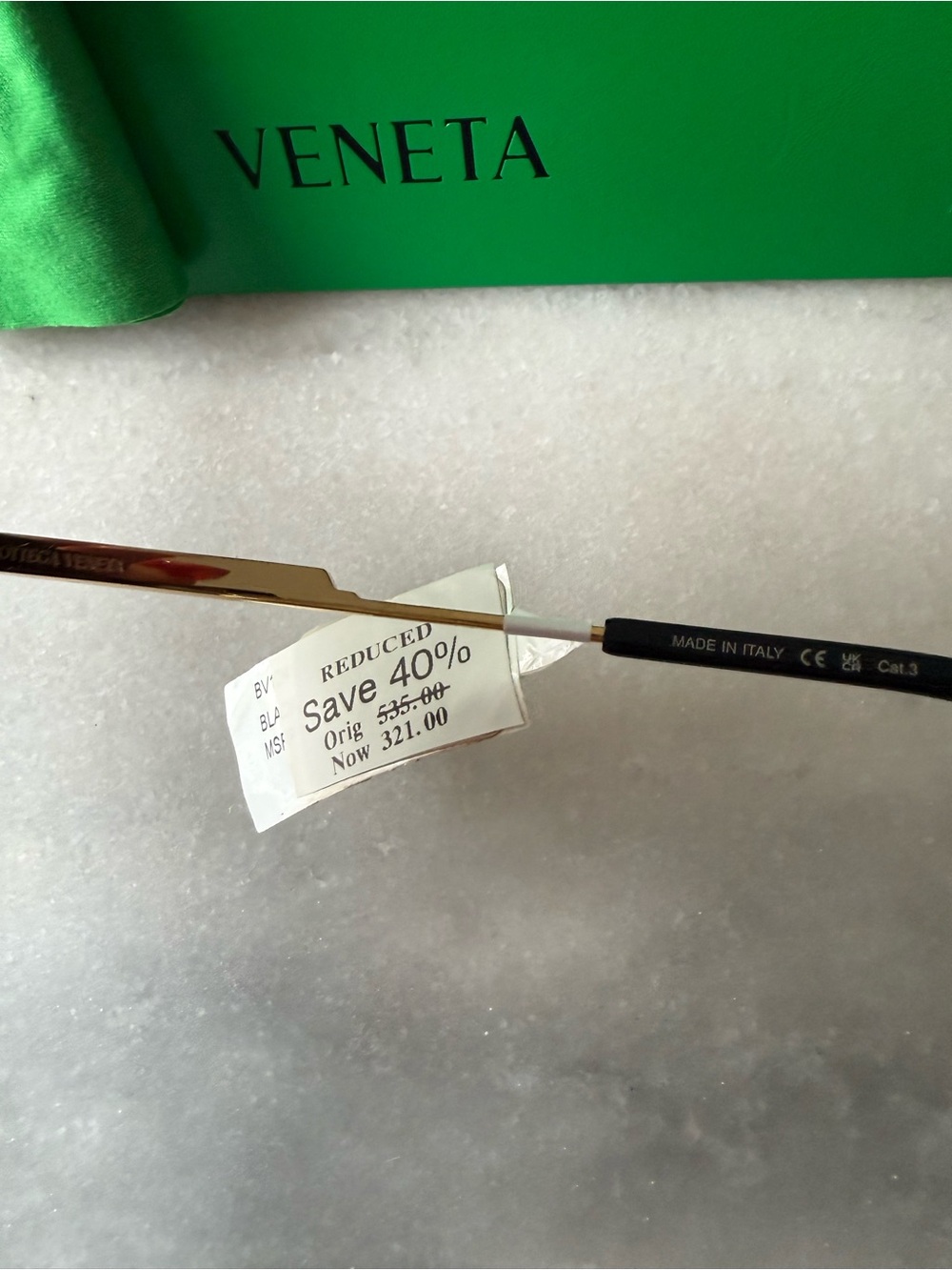 Bottega Veneta Cat-eye Sunglasses - Picture 7 of 8